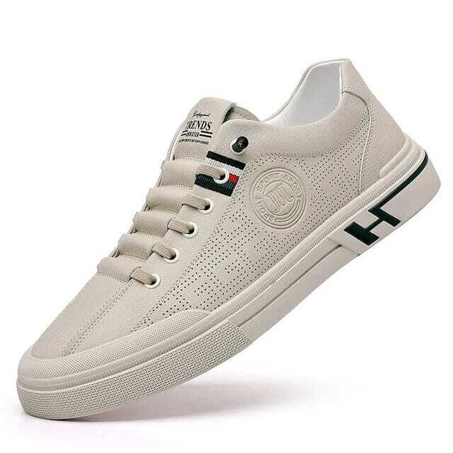 Tênis Masculino Casual Italy Romenzi RZ337, couro premium, solado resistente e design elegante para máximo conforto e desempenho.