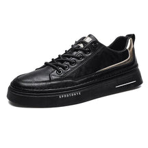 Tênis Masculino Romenzi RZ374 em microfibra com cadarço, sola de borracha e palmilha em E.V.A. Ideal para estilo casual com conforto.